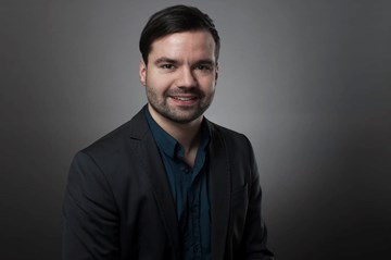 Bewerbungsbild_max_DSC9661