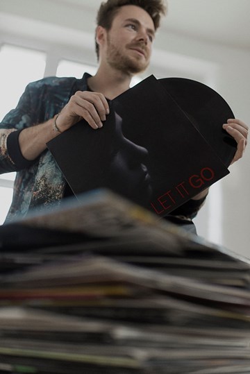 1 Felix Schrader let it go