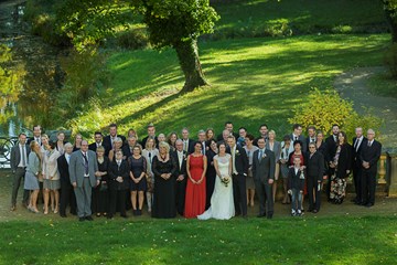 065 Hochzeit Jacqueline Daniel Schloss Steinhoefel Gruppenbild
